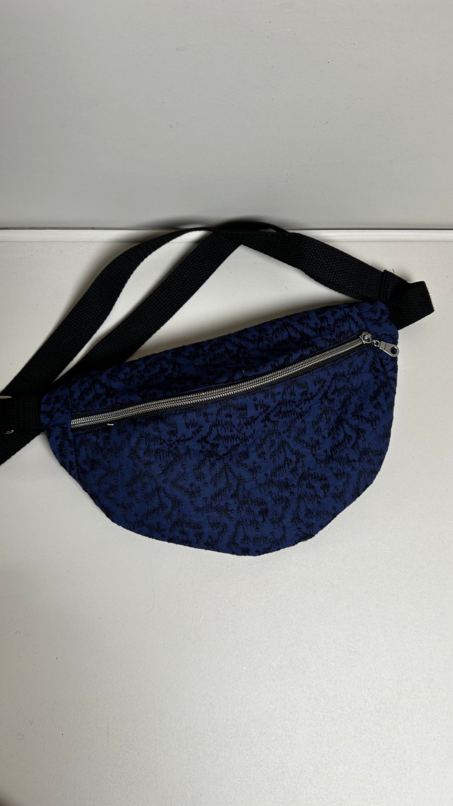 Petit sac Banane marine
